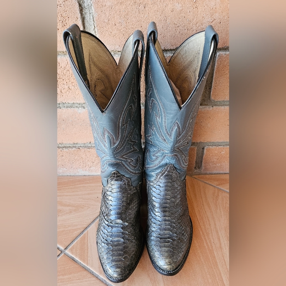 Vintage Python Snakeskin Cowboy Boots 7.5 EE Gray Exotic Western